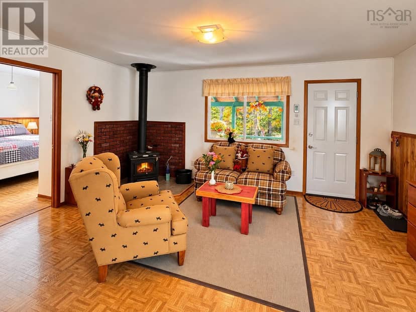 79 Doris Lane — photo 13 of 40