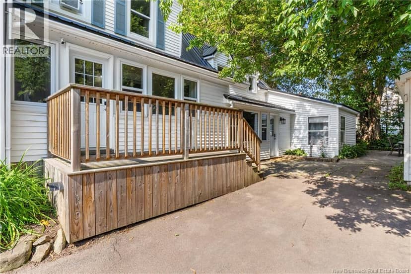47 Peter Street — photo 5 of 40