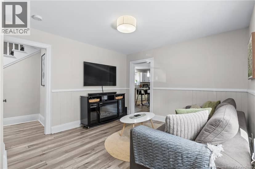 47 Peter Street — photo 9 of 40