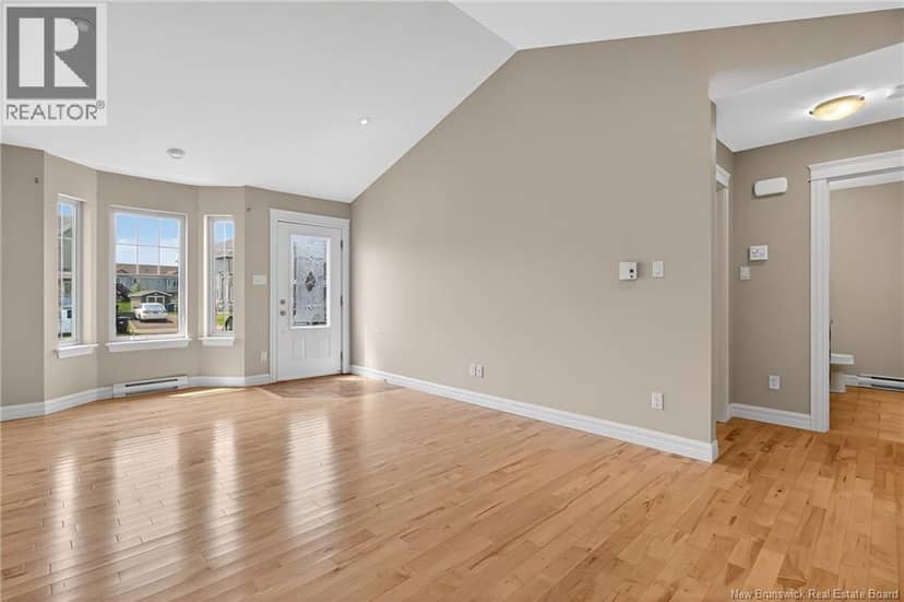 80 Lakeburn Avenue Unit# 102 — photo 18 of 34