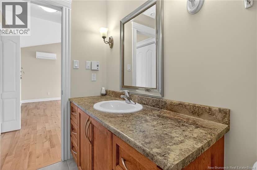 80 Lakeburn Avenue Unit# 102 — photo 26 of 34