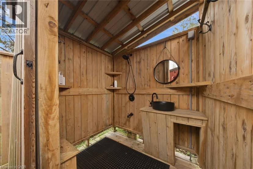 111 WILSON Drive — photo 8 of 40