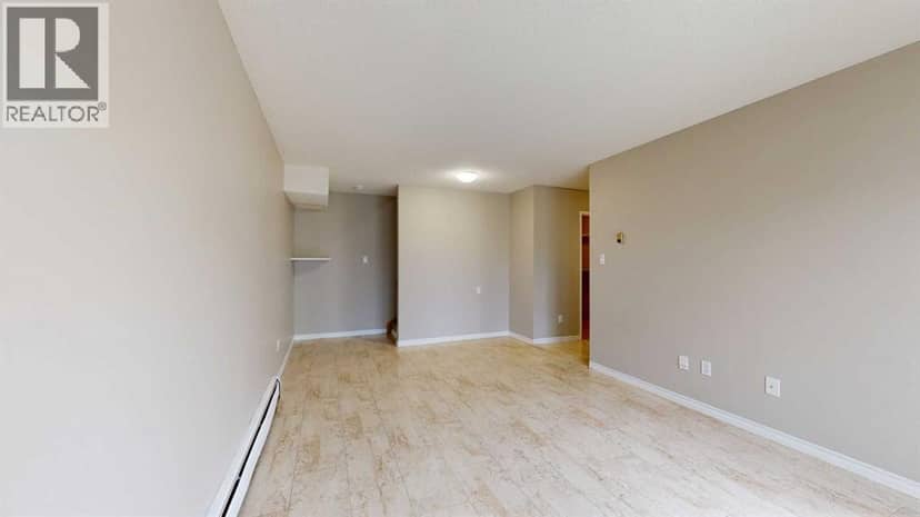 3104, 7201 Poplar Drive — photo 10 of 23