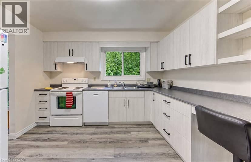 113 CHURCHILL Street, Waterloo, photo 7