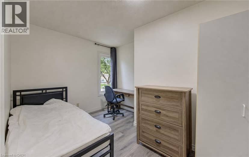 113 CHURCHILL Street — photo 17 of 30