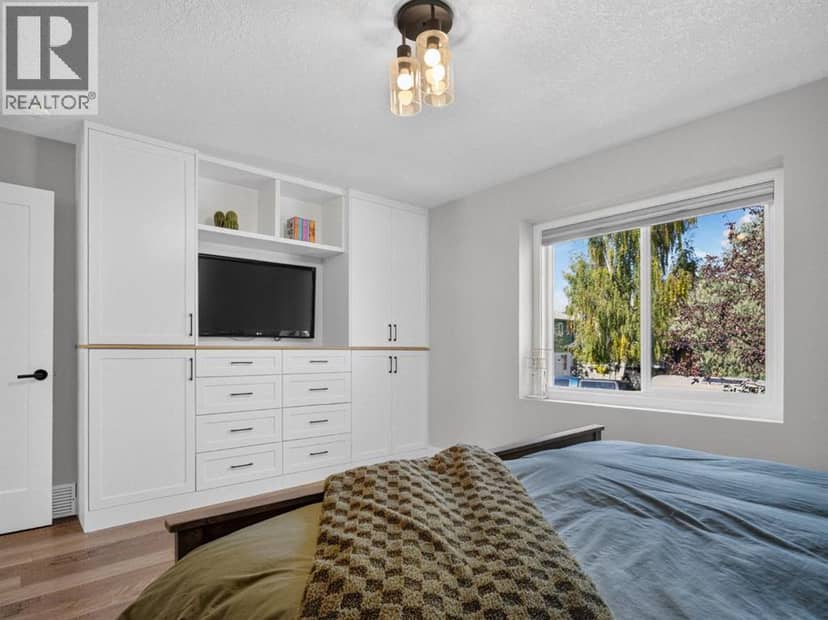 1215 Lake Twintree Drive SE — photo 25 of 40