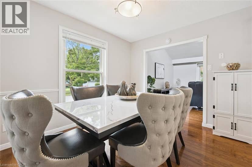 21 COLEBROOK Court — photo 10 of 40