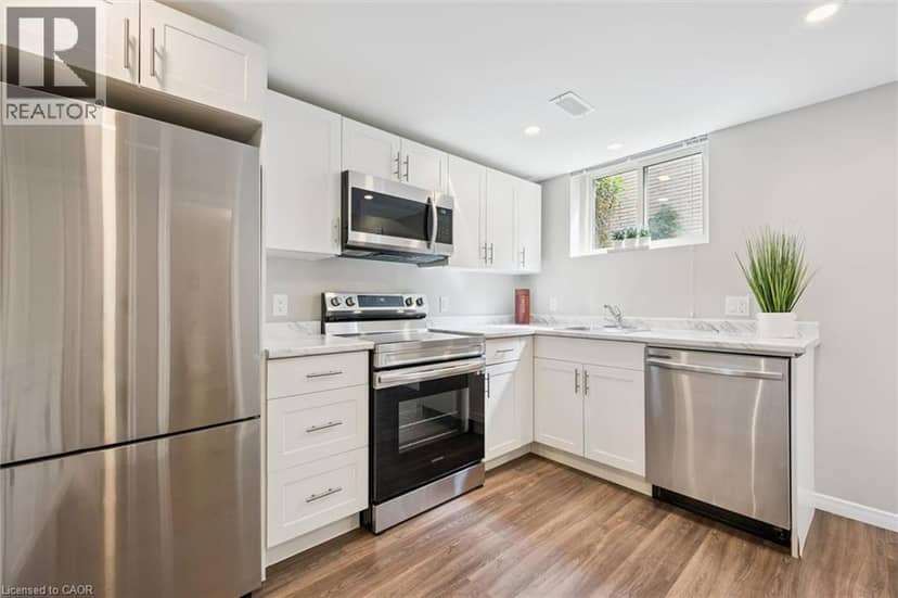 21 COLEBROOK Court — photo 34 of 40