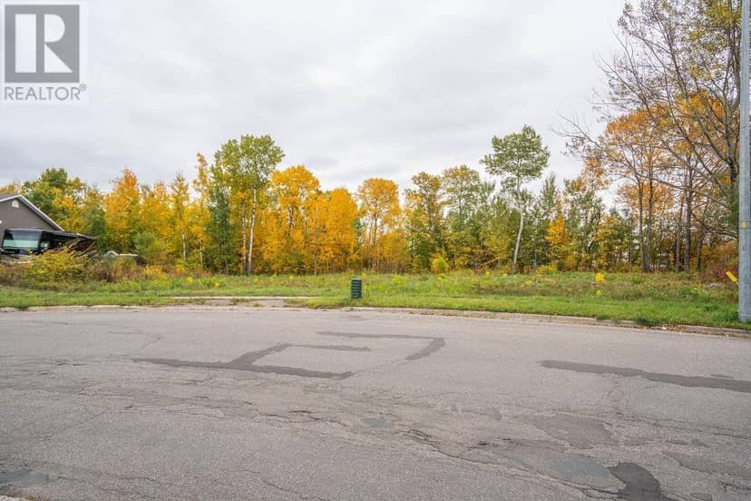 175 Breton Lot 21-23 RD — photo 9 of 10