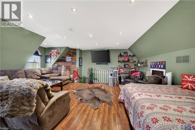 3568 SOUTH GRIMSBY RD 12 Road — photo 31 of 40