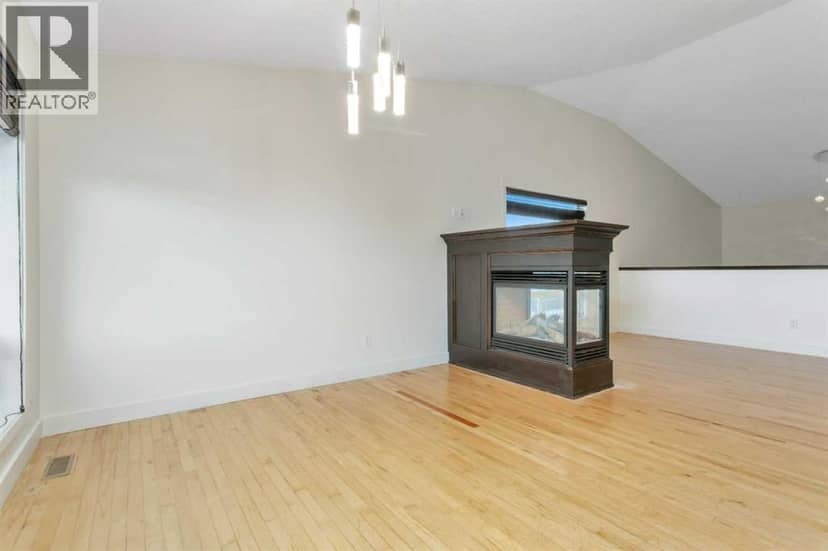 1 Ralston Place, Sylvan Lake, photo 7
