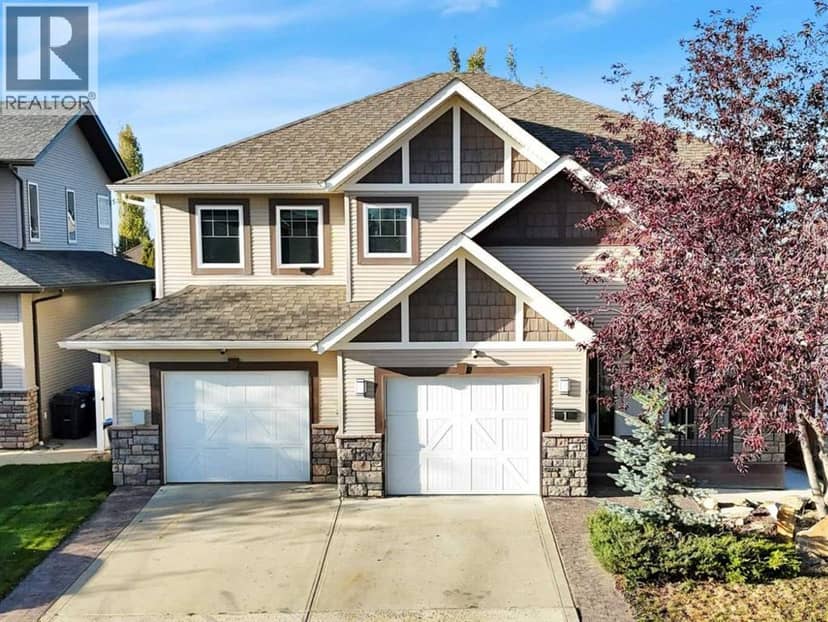 1 Ralston Place, Sylvan Lake