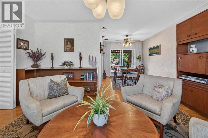 994 BARTON Street — photo 11 of 40