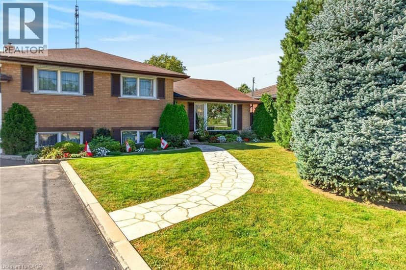 994 BARTON Street, Stoney Creek, photo 3