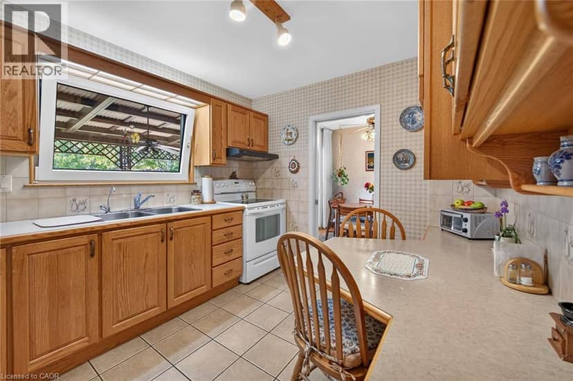 994 BARTON Street — photo 19 of 40
