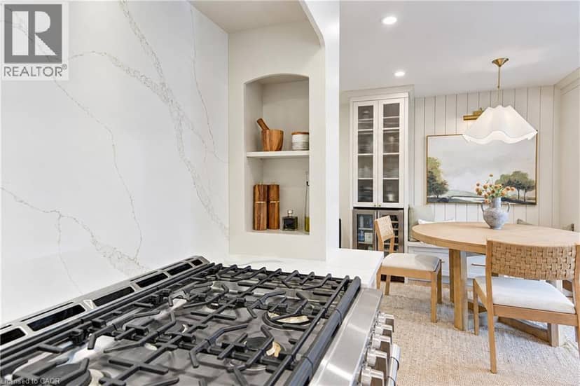 532 WESTVALE Drive — photo 17 of 40