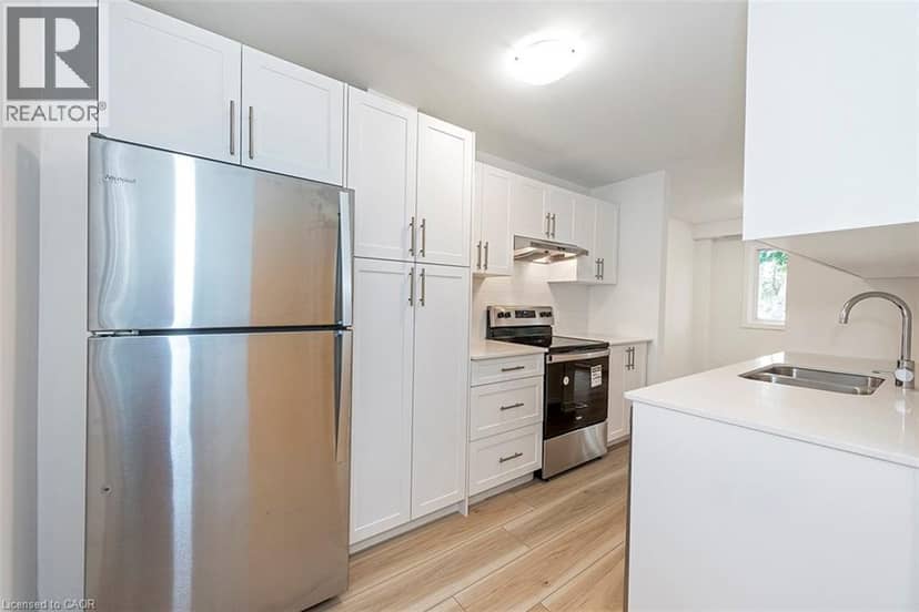 88 TUNBRIDGE Crescent Unit# 49 — photo 9 of 27