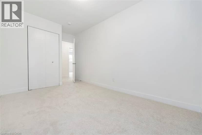 88 TUNBRIDGE Crescent Unit# 49 — photo 19 of 27