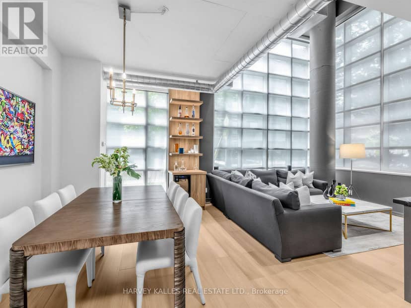 106 - 380 Macpherson Avenue, Toronto, photo 2