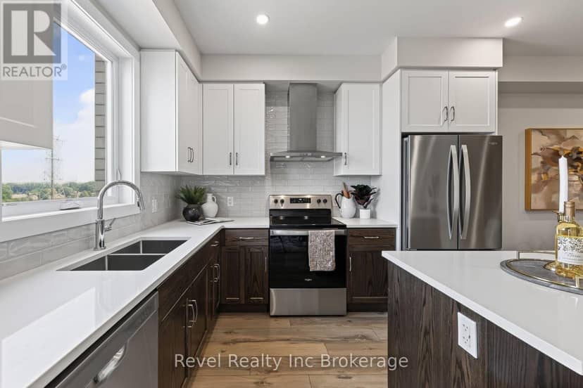 325 Kading Crescent — photo 13 of 40
