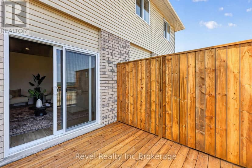 325 Kading Crescent — photo 35 of 40