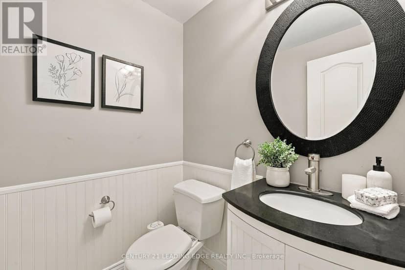 1629 Valley Ridge Crescent — photo 30 of 40