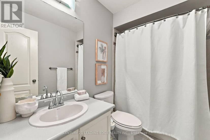 1629 Valley Ridge Crescent — photo 31 of 40