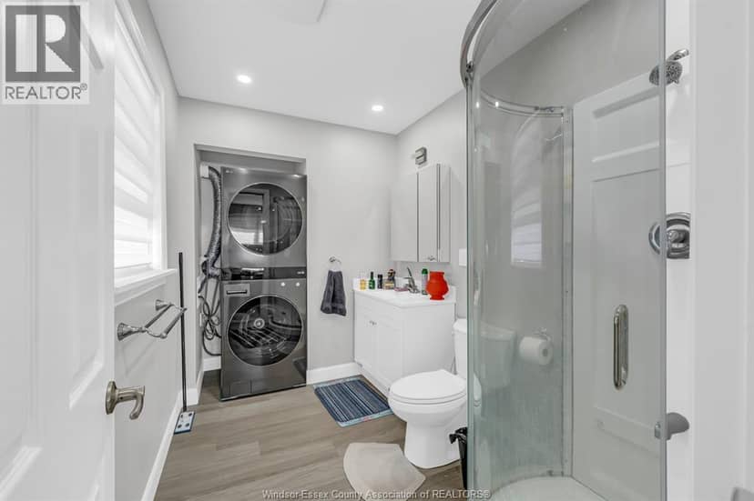 4131 Mount Royal DRIVE — photo 11 of 40