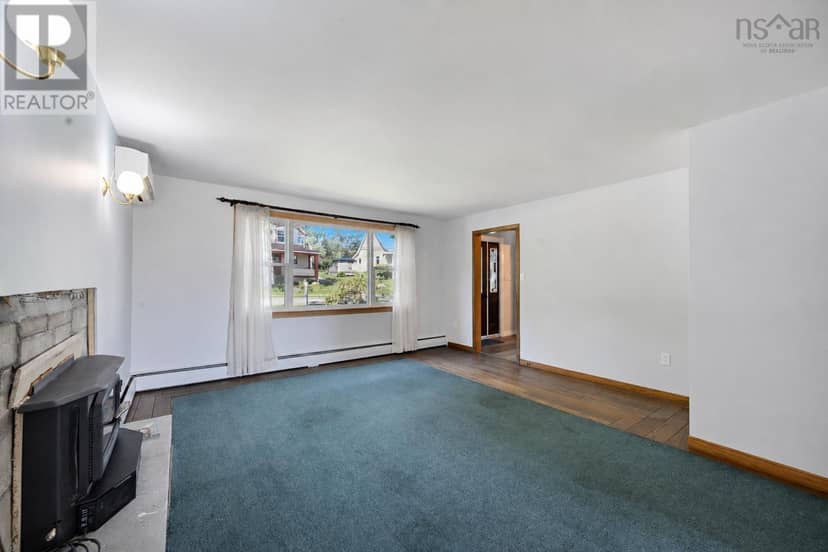 21 Brown Street — photo 18 of 40