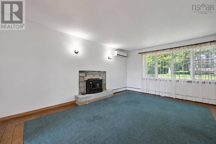 21 Brown Street — photo 17 of 40