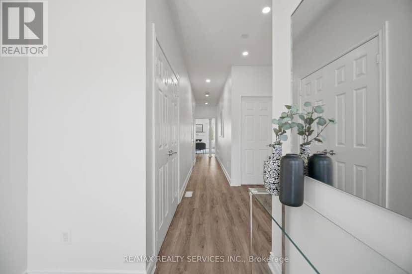 40 Balin Crescent, Brampton, photo 3