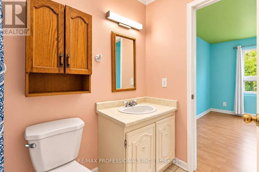 70 - 2315 Bromsgrove Road — photo 21 of 36