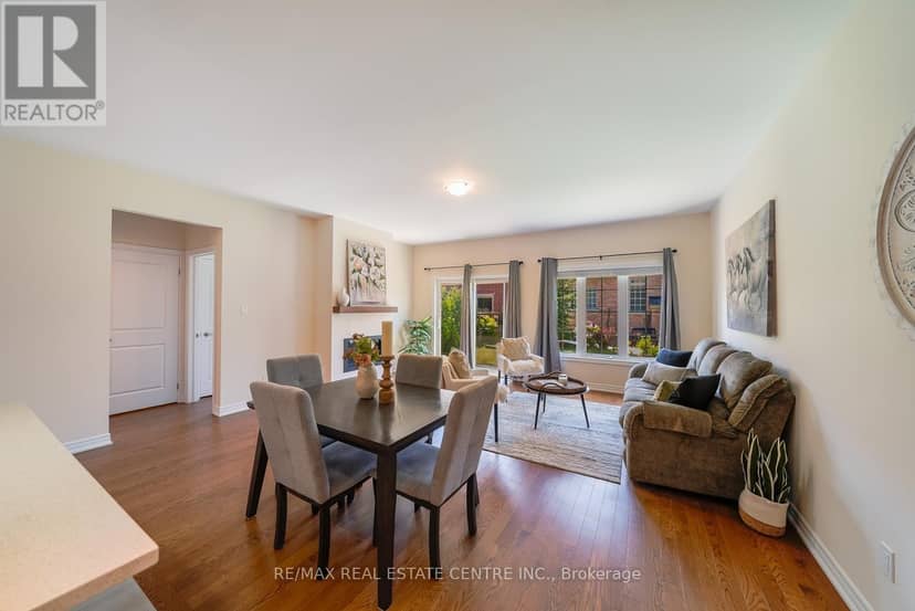11 Overlea Drive — photo 13 of 40