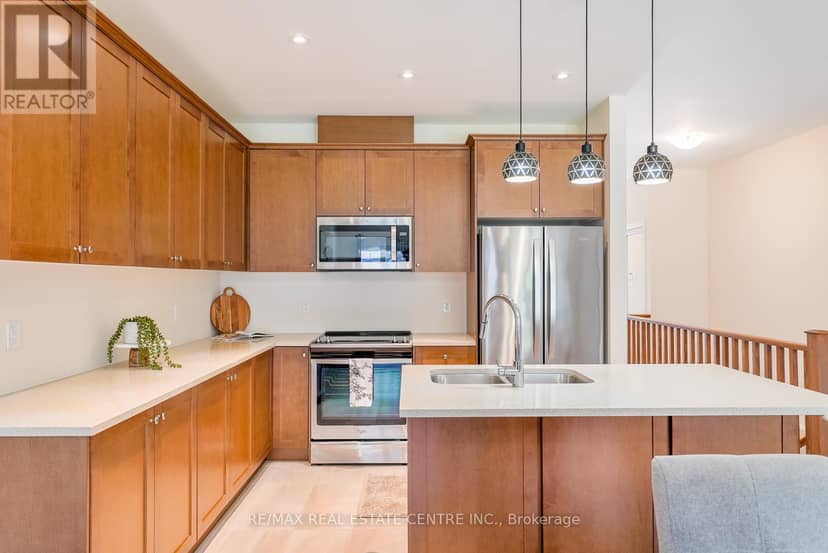 11 Overlea Drive, Brampton, photo 8