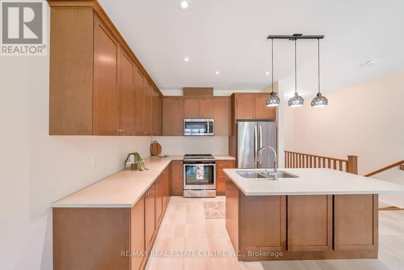 11 Overlea Drive — photo 9 of 40