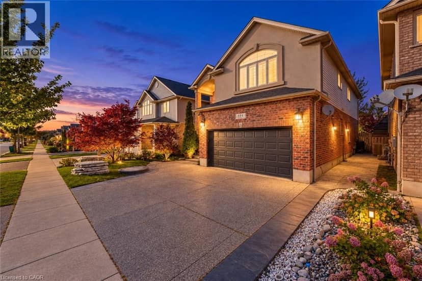 444 THOMAS SLEE Drive, Kitchener, photo 2