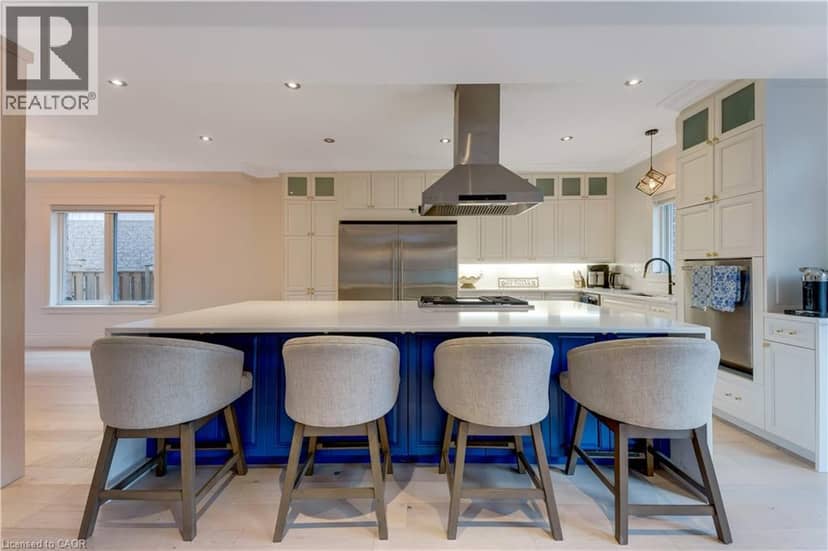 444 THOMAS SLEE Drive — photo 10 of 40
