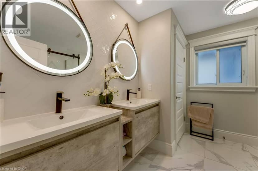 444 THOMAS SLEE Drive — photo 29 of 40