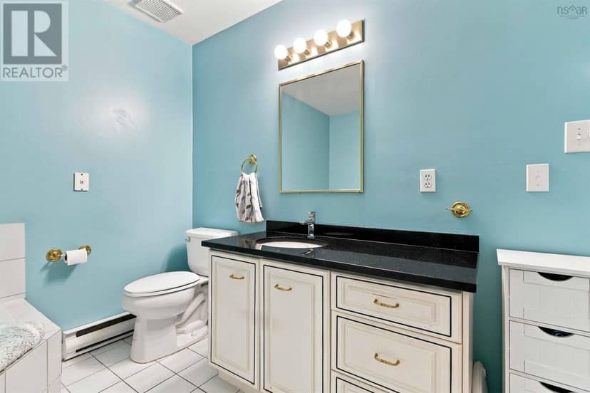 242 Spinnaker Drive — photo 34 of 40