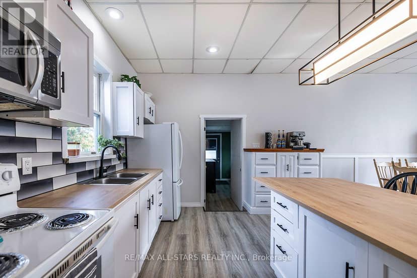 11 Church Street — photo 7 of 35