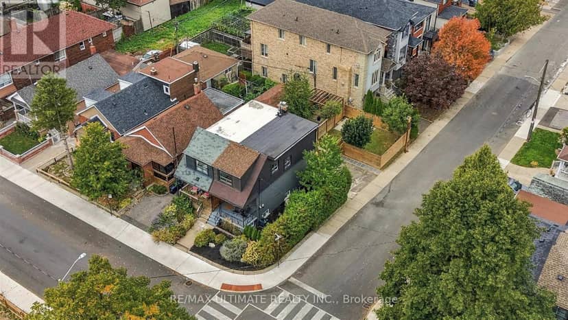 90 Rowntree Avenue — photo 35 of 35