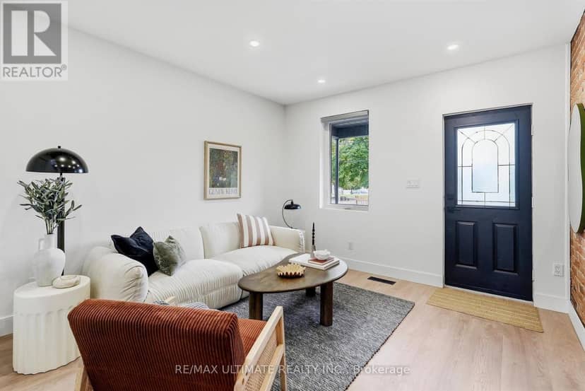 90 Rowntree Avenue, Toronto, photo 5