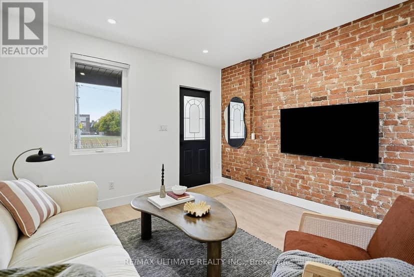 90 Rowntree Avenue, Toronto, photo 6