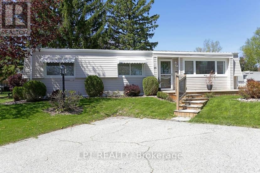 25 Maple Grove Road — photo 2 of 27