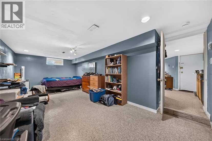 126 CHATHAM Street — photo 22 of 38