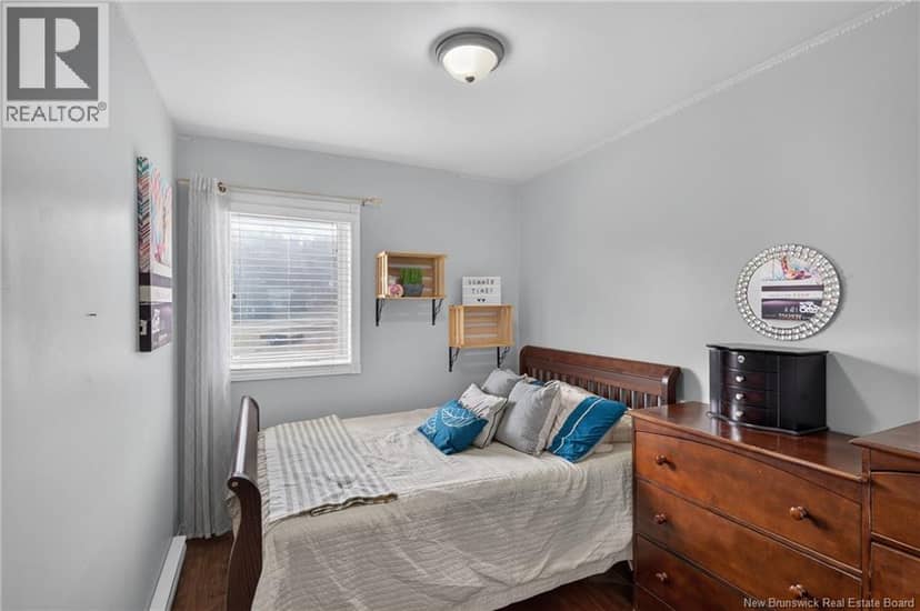 194 Renfrew Street — photo 12 of 24
