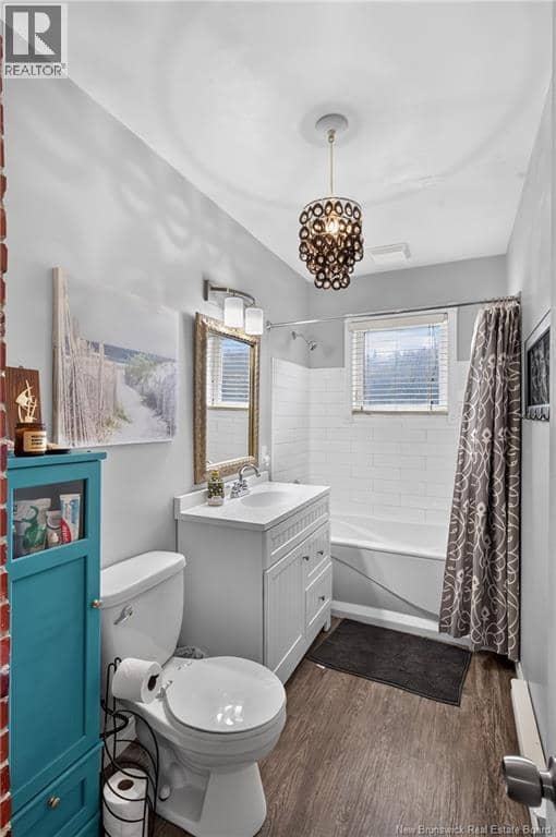 194 Renfrew Street — photo 13 of 24