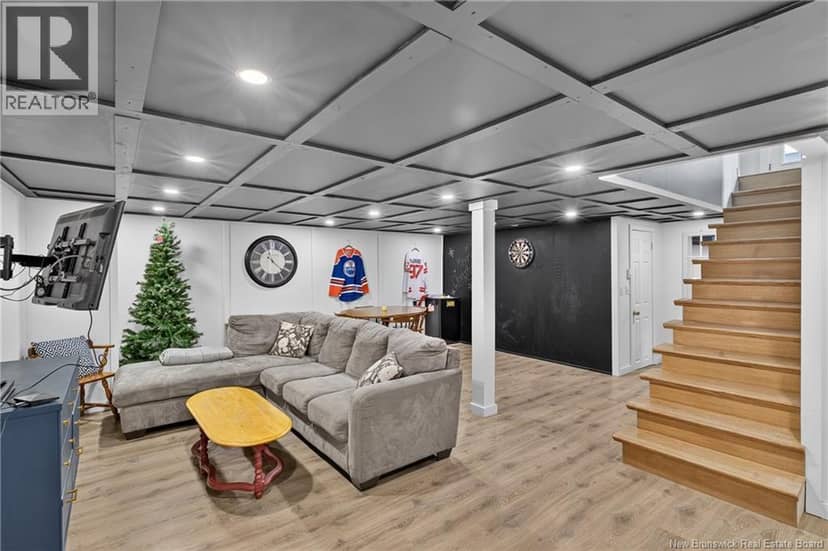 194 Renfrew Street — photo 14 of 24