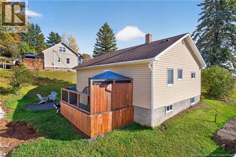 194 Renfrew Street — photo 21 of 24