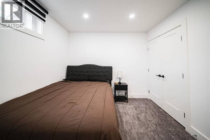 604 Athabasca Avenue — photo 35 of 40